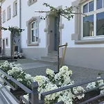 Bed and Breakfast Gaestehaus Cantzheim