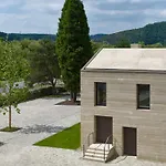Bed & Breakfast Gaestehaus Cantzheim 4*