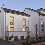 Bed & Breakfast Gaestehaus Cantzheim