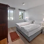 Bed & Breakfast Gaestehaus Cantzheim 4*