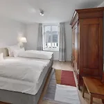 Bed & Breakfast Gaestehaus Cantzheim 4*