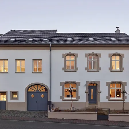 Gaestehaus Cantzheim 4*