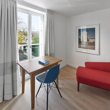 Bed & Breakfast Gaestehaus Cantzheim 4*